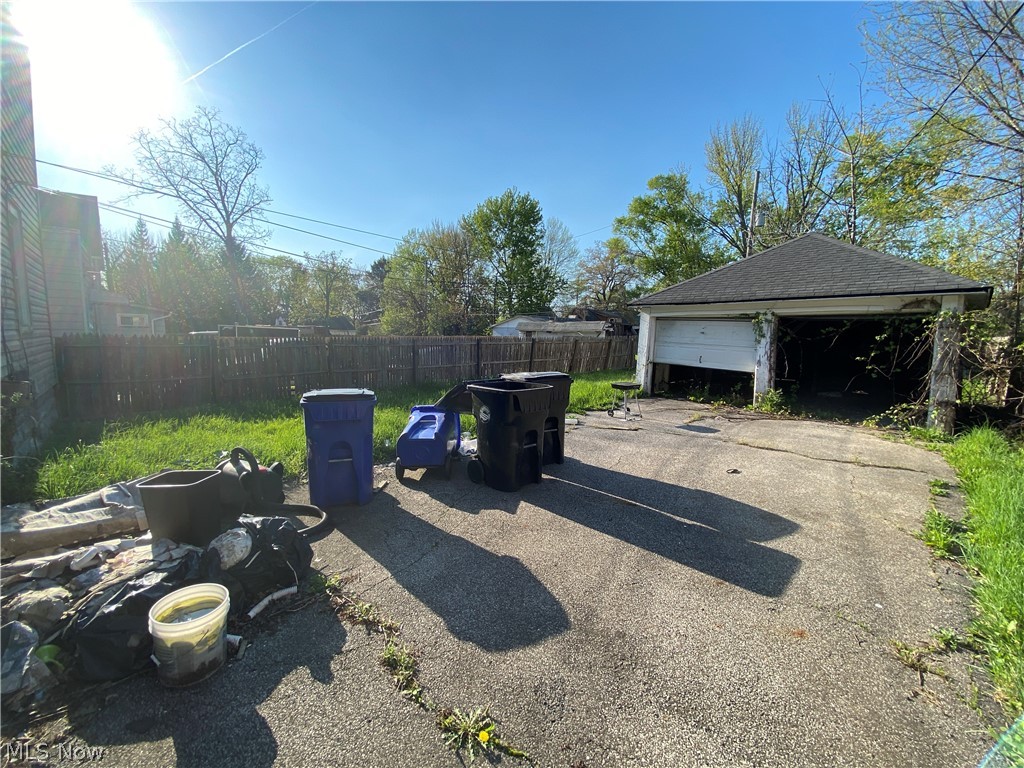Laumar Land Companys Resub - Residential Income