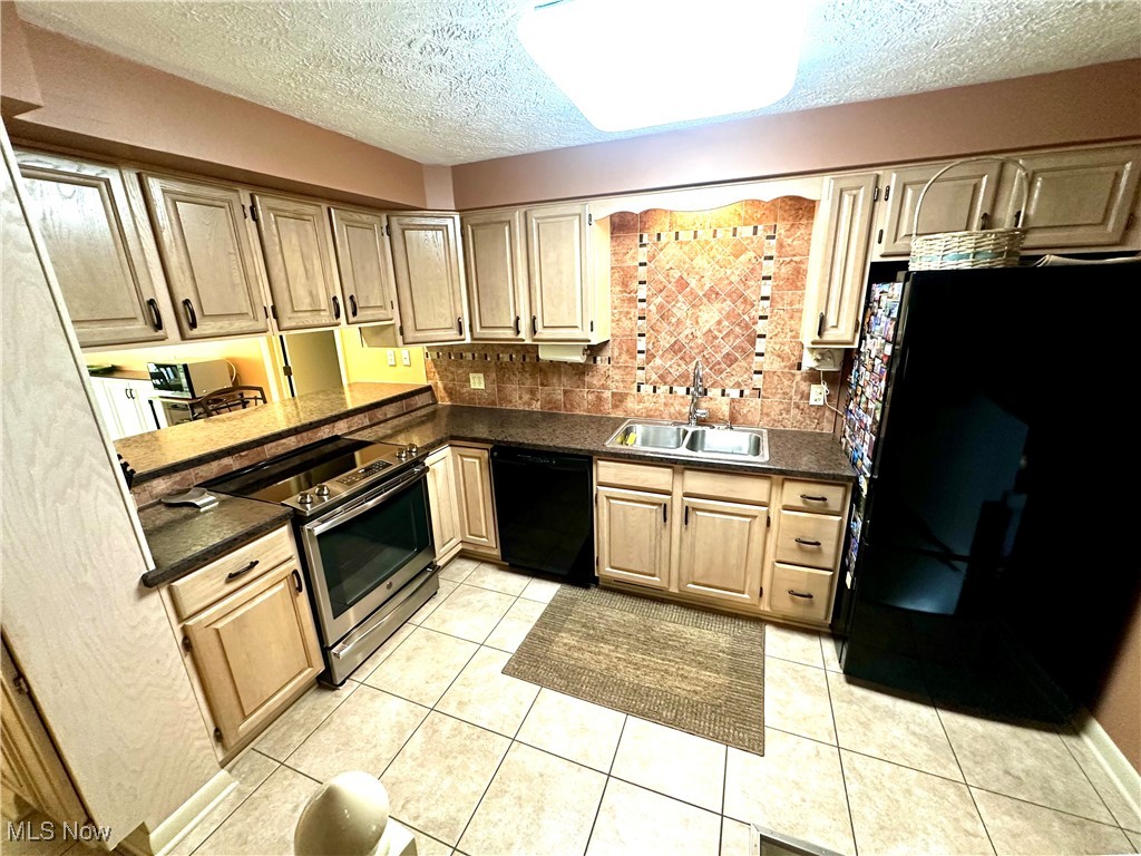 Lyndale Park - Residential