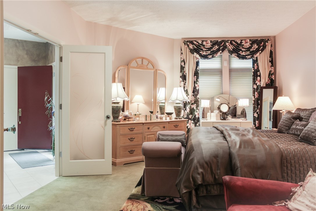 Forest Cove East Condo - Residential