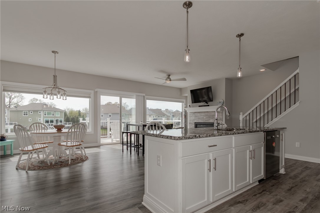 The Lake Club at Larimar - Residential