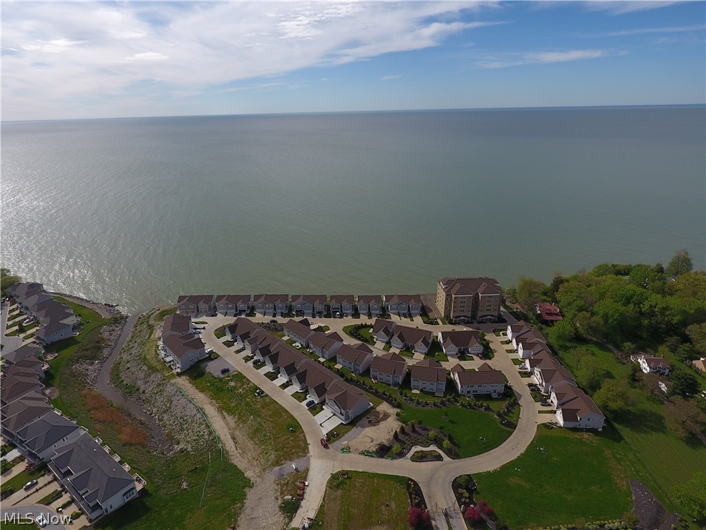 The Lake Club at Larimar - Residential