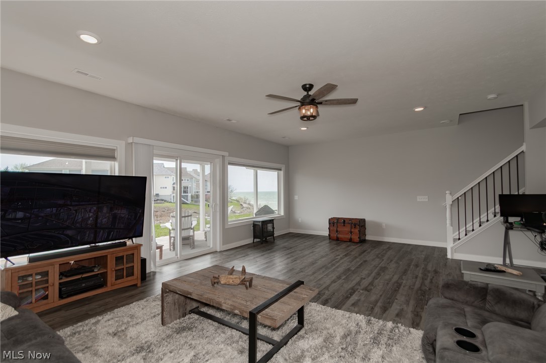 The Lake Club at Larimar - Residential