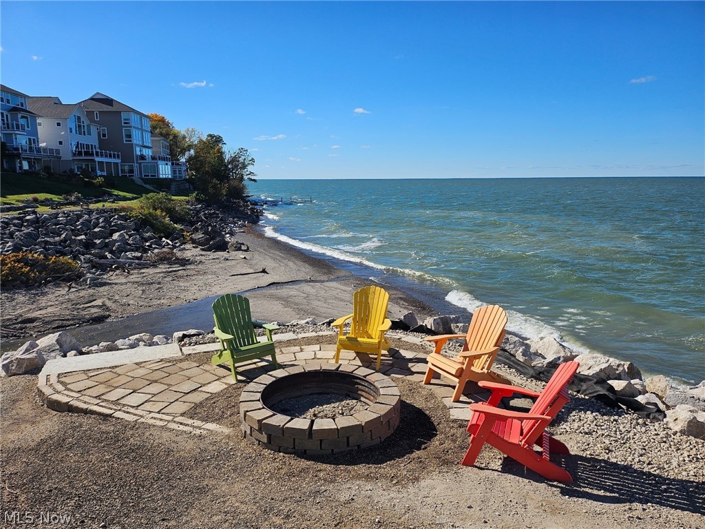 The Lake Club at Larimar - Residential