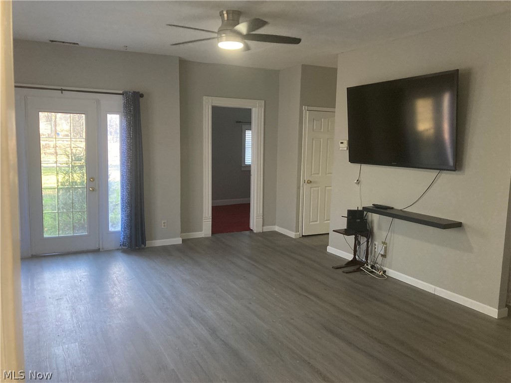 Lake Shore Blvd Estates 02 - Residential