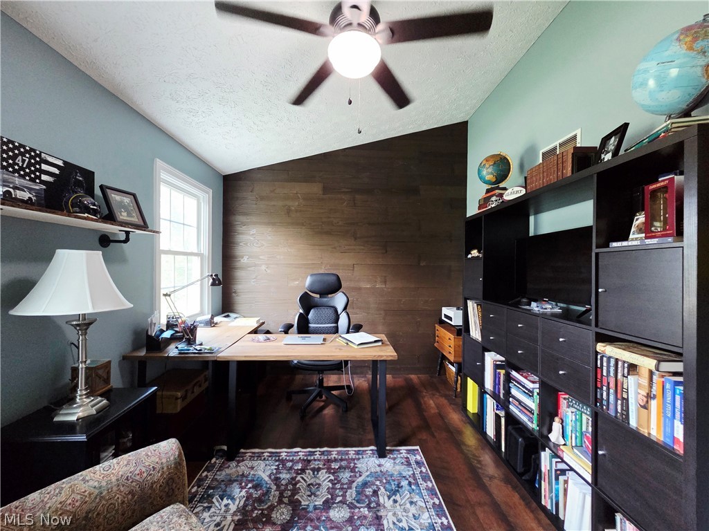 Avon Sec 24 - Residential