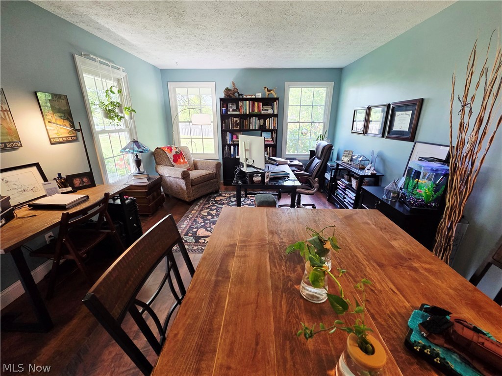 Avon Sec 24 - Residential