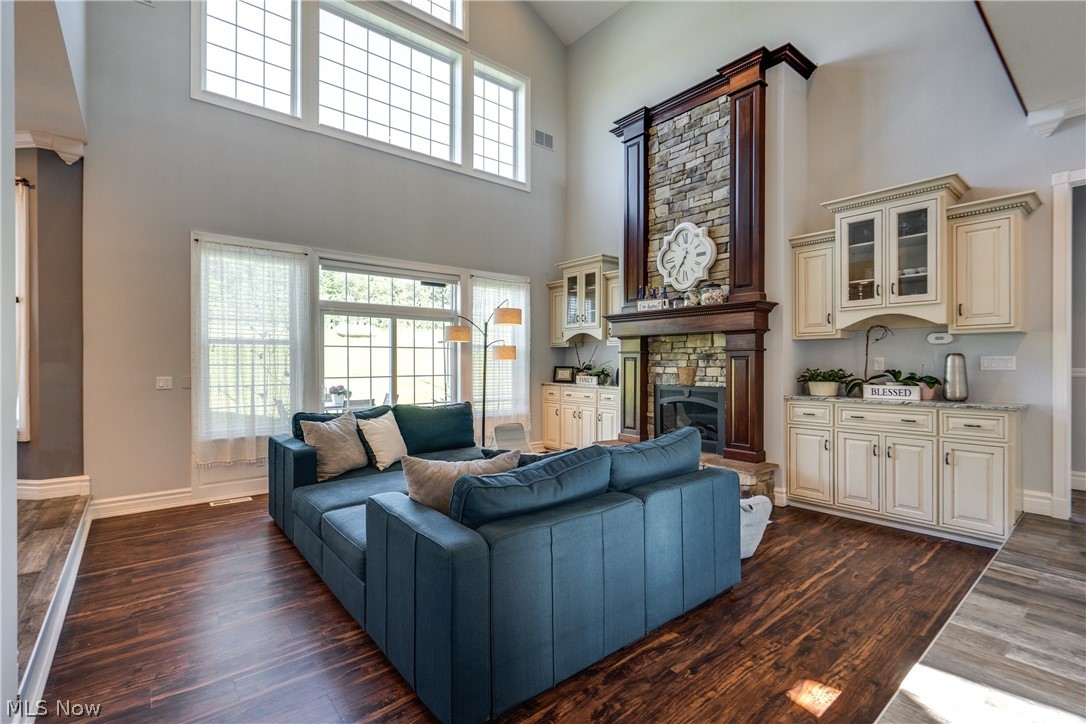 Brandon J & Trisha R Hewitts - Residential