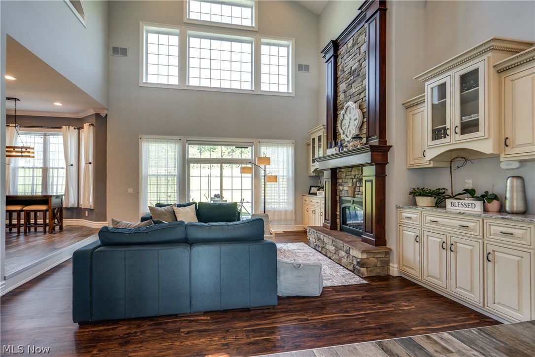 Brandon J & Trisha R Hewitts - Residential