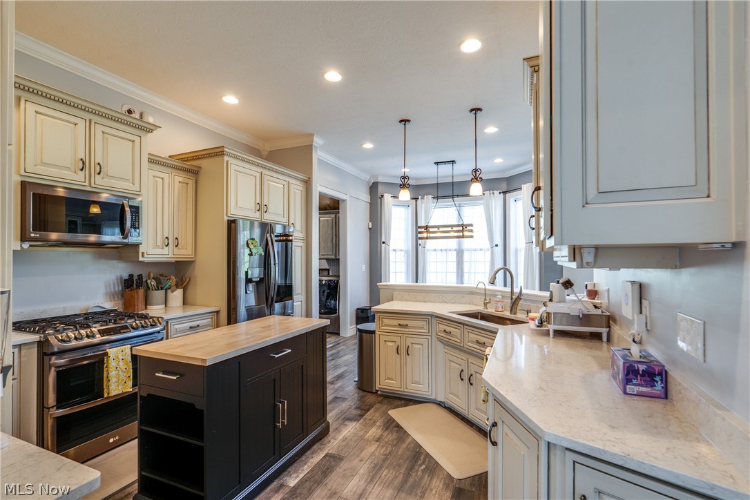 Brandon J & Trisha R Hewitts - Residential