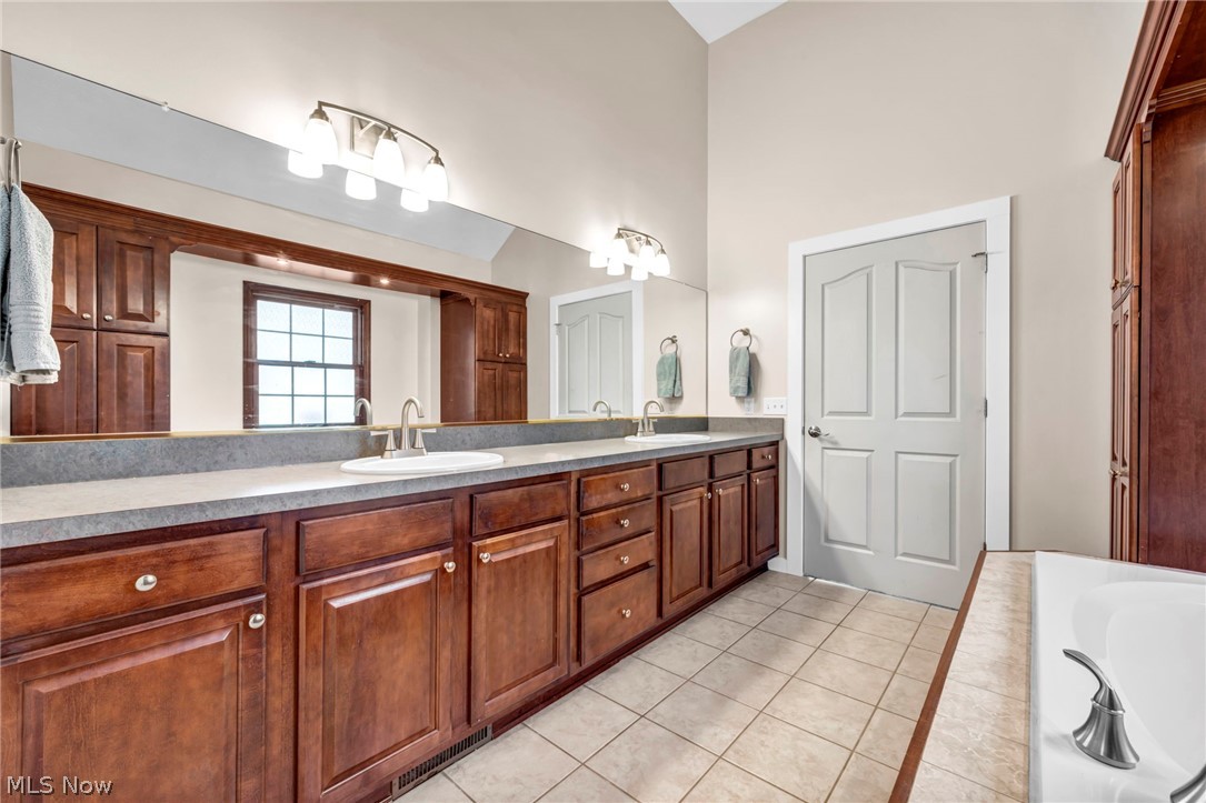 Albion Oaks - Residential
