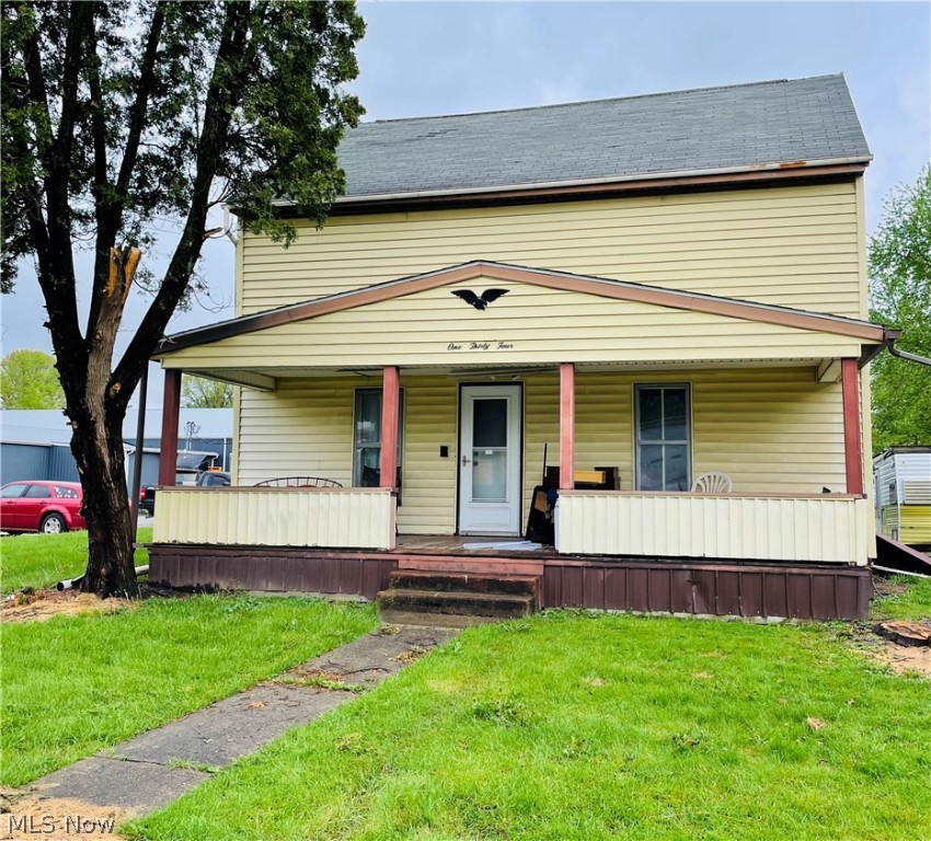 A three bedroom house in the heart of Dalton Village. This house features a spacious front porch, larger city lot, and barn at the back of the property. The living room and kitchen are both very large, which makes the house feel big as soon as you walk in the front door. This house truly just needs some TLC and someone who see all the potential it has. Bring your creative mind and favorite realtor, because this house wont last long.