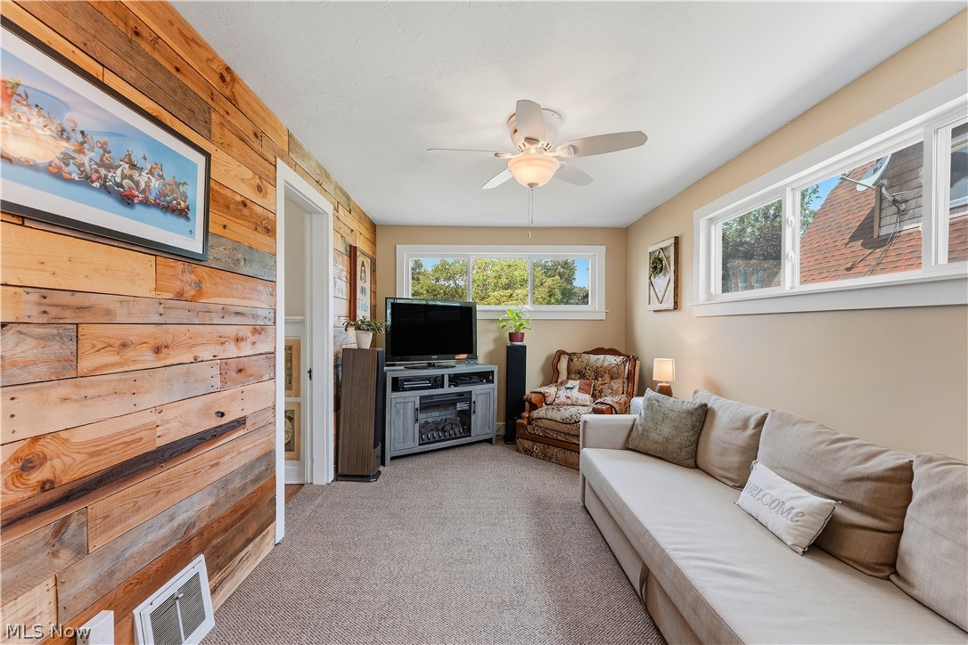 Waterbury Heights 02 - Residential