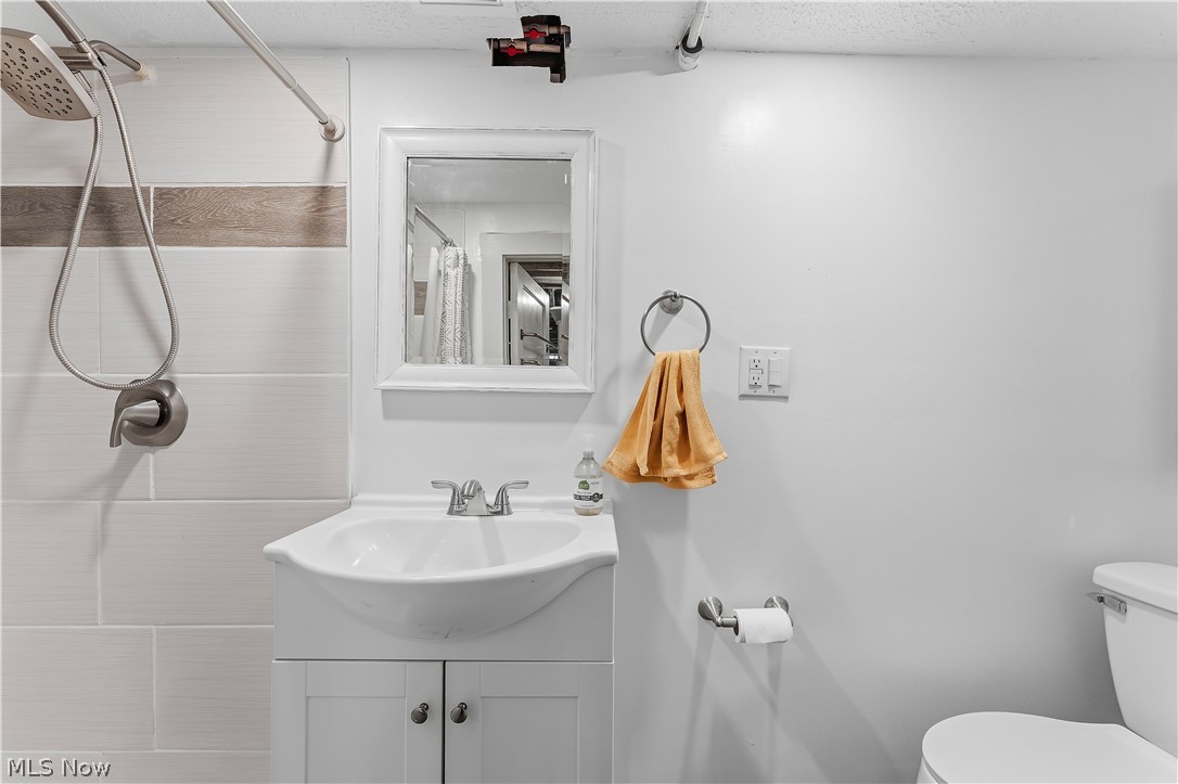 Waterbury Heights 02 - Residential