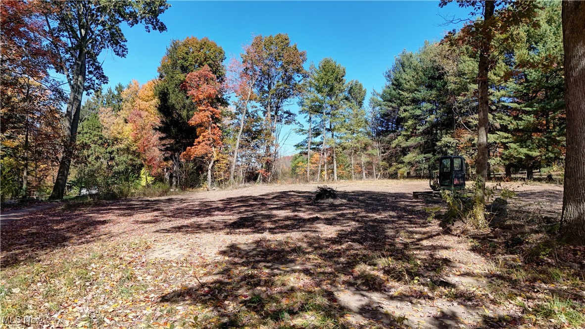 Discover the perfect canvas for your dream home with this .82 acre lot nestled in New Franklin. This private parcel of land offers endless possibilities for customization and creativity. Enjoy the freedom to design and build your ideal home with the builder of your choice. Surrounded by private trees, there is ample space for gardens, outdoor amenities, or any vision you have in mind. Don't miss out on this rare opportunity, call Brandon to schedule your viewing today!
