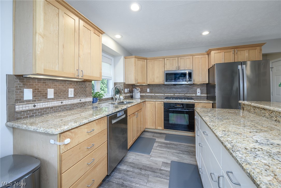 Montville Lakes - Residential