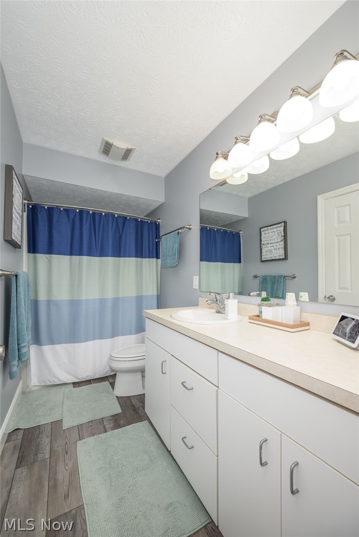 Montville Lakes - Residential