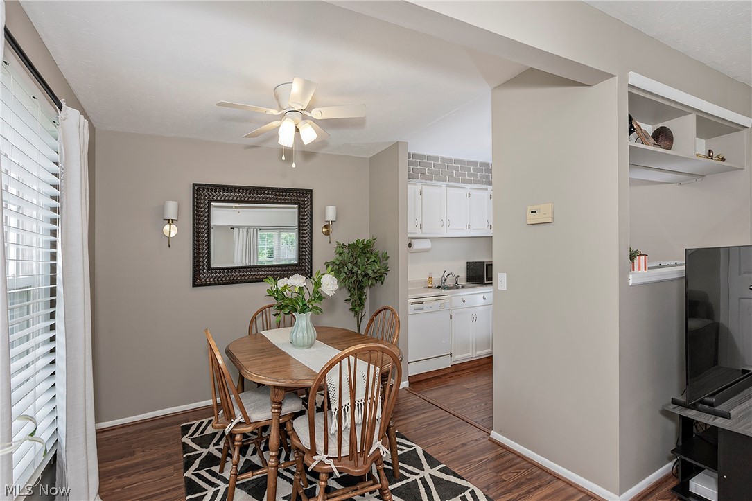 Ivy Hill/Aurora Shores Condo - Residential
