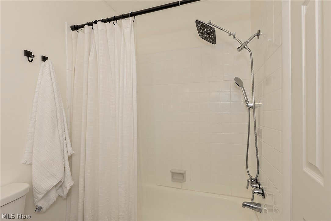 Ivy Hill/Aurora Shores Condo - Residential