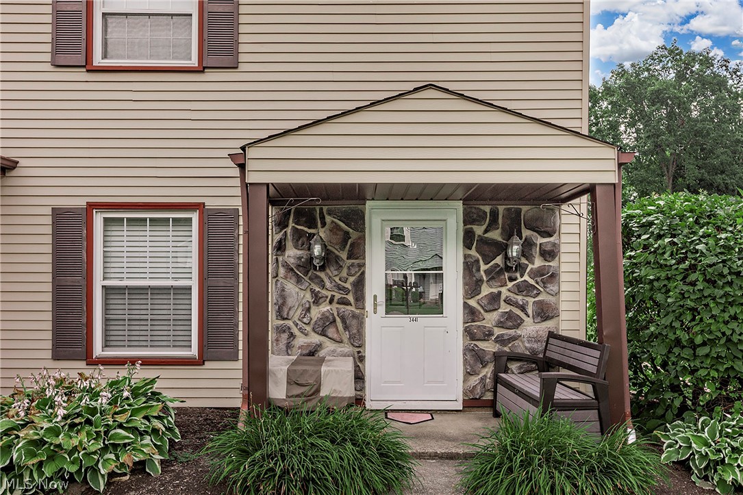 Ivy Hill/Aurora Shores Condo - Residential