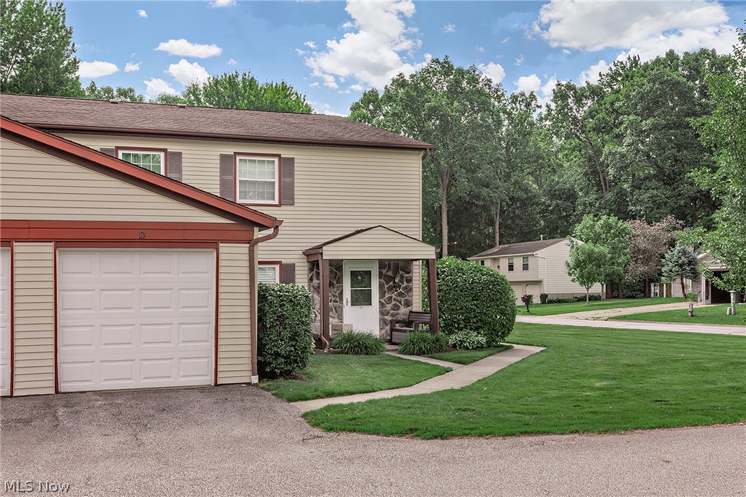 Ivy Hill/Aurora Shores Condo - Residential