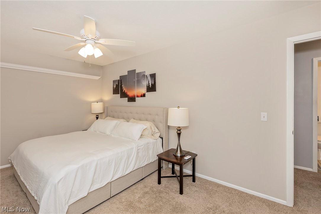 Ivy Hill/Aurora Shores Condo - Residential