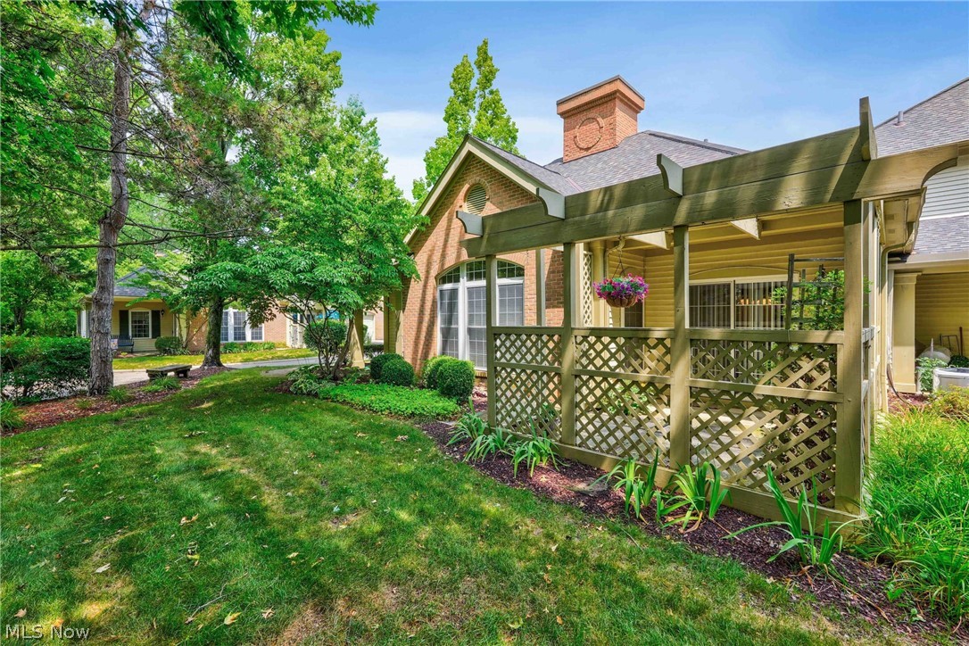 Village Green/Westlake Condo - Residential