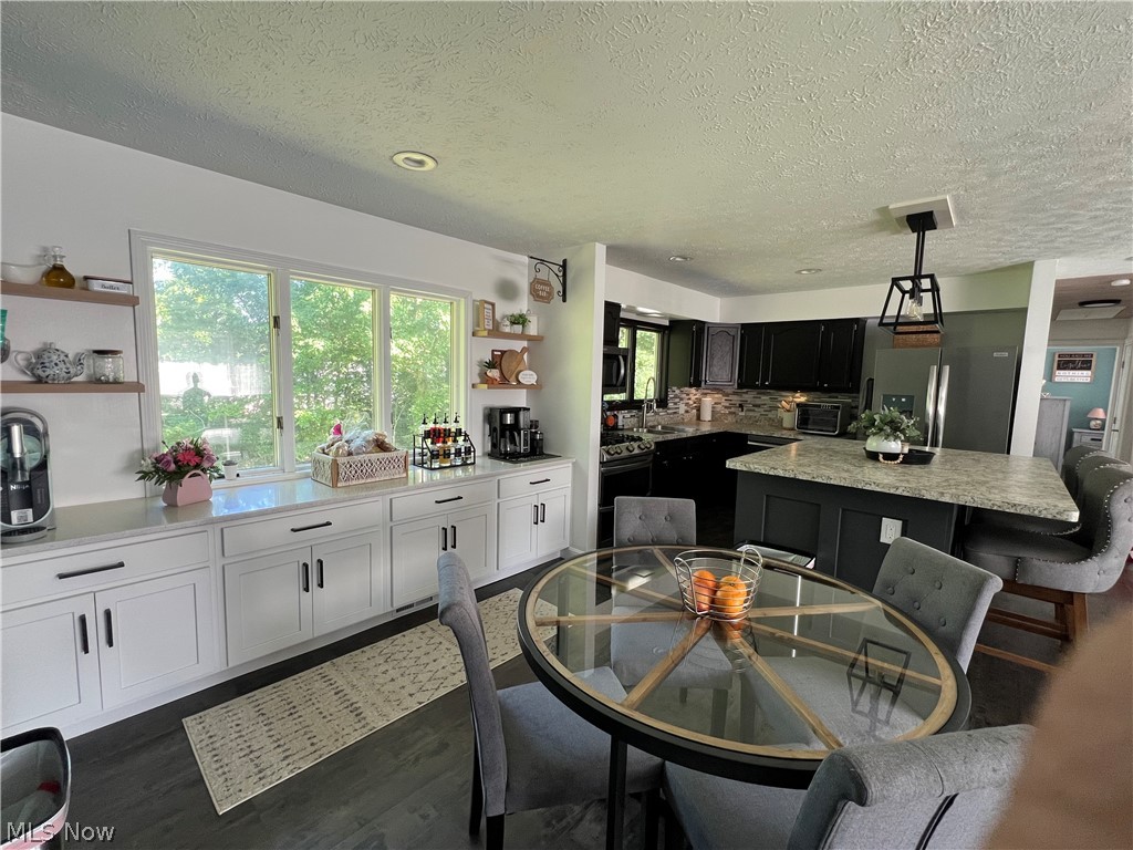 Cherry Lane - Residential