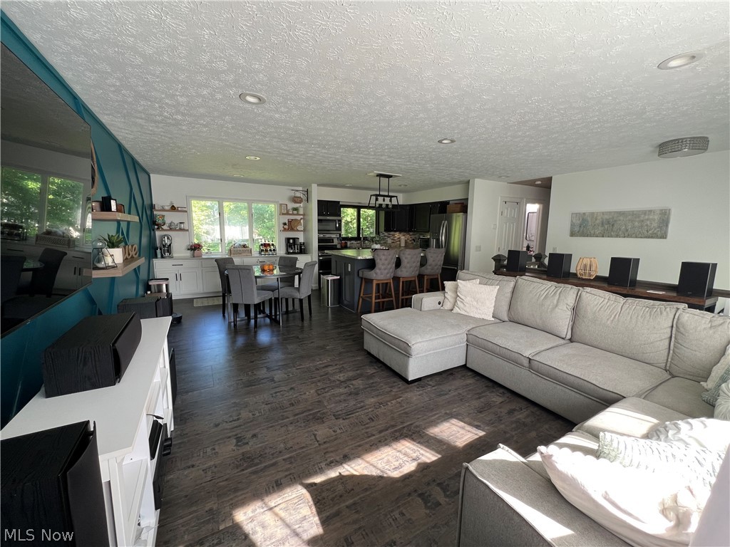Cherry Lane - Residential