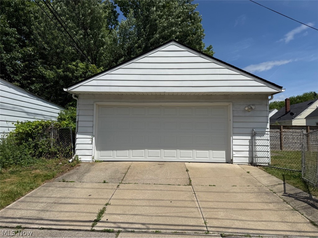 Maple Heights - Residential