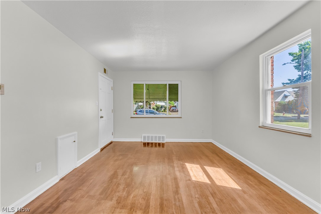 Knickerbocker Land Cos Erie S - Residential Income