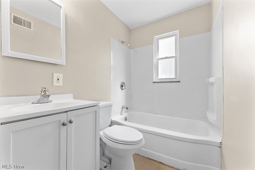 Knickerbocker Land Cos Erie S - Residential Income