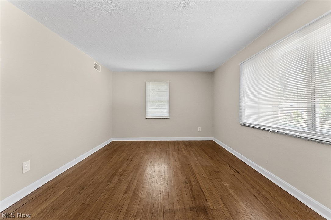 Knickerbocker Land Cos Erie S - Residential Income