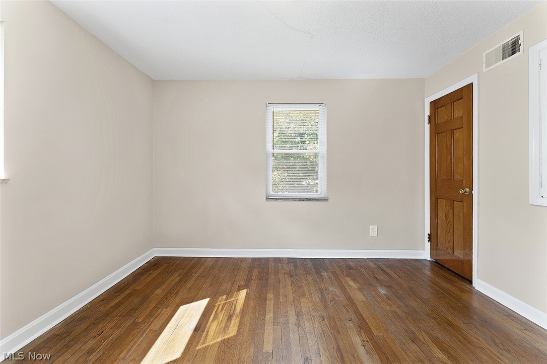 Knickerbocker Land Cos Erie S - Residential Income