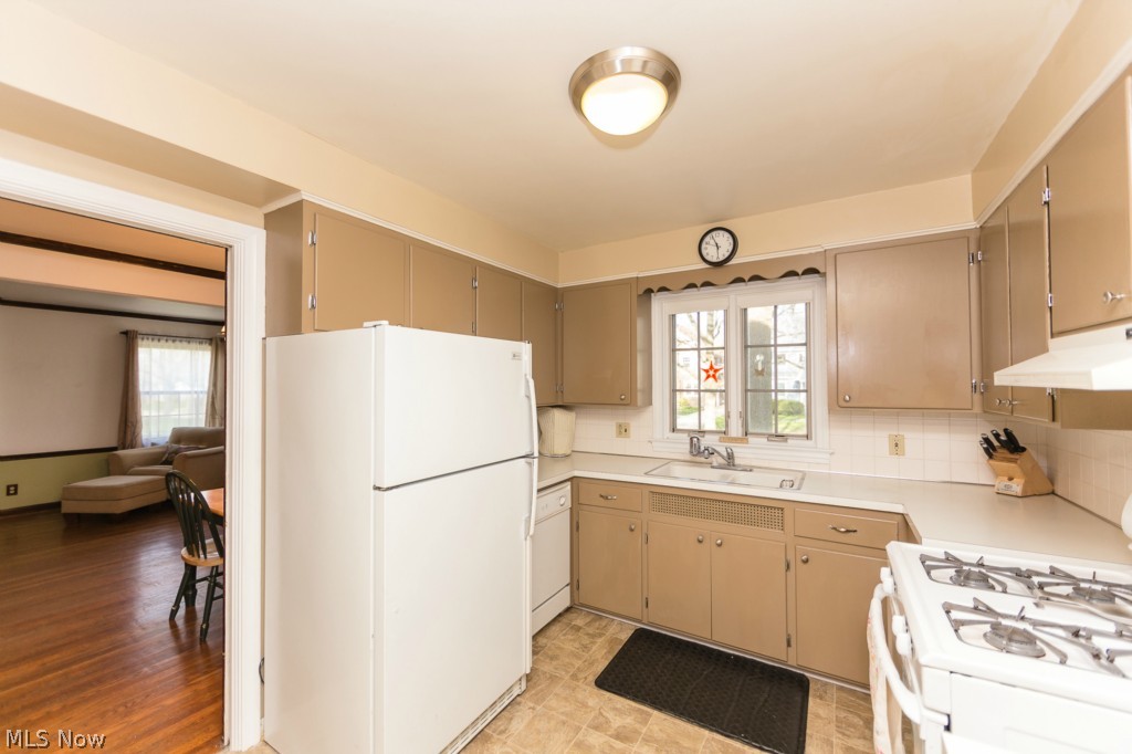 Elm Hill Est. - Residential