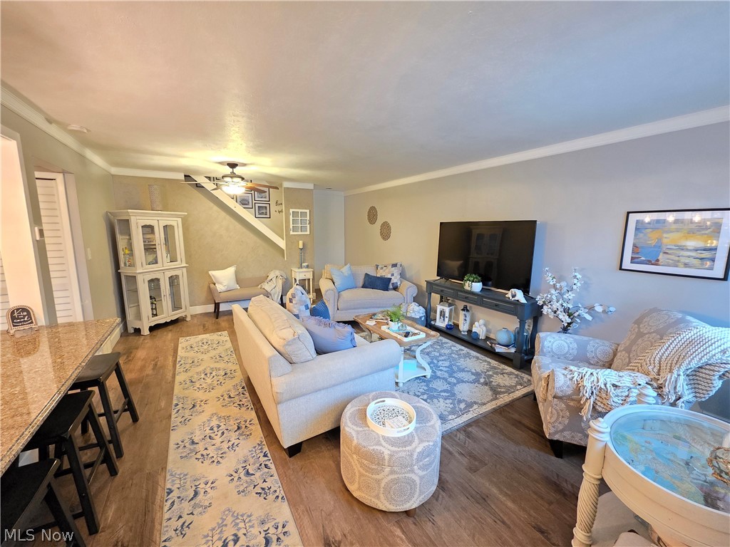 Harbour Light Condo 02 - Residential