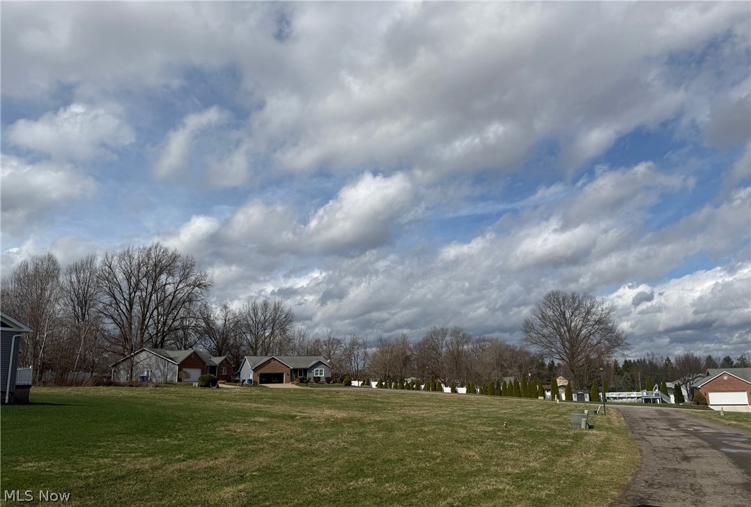 City/Struthers - Land