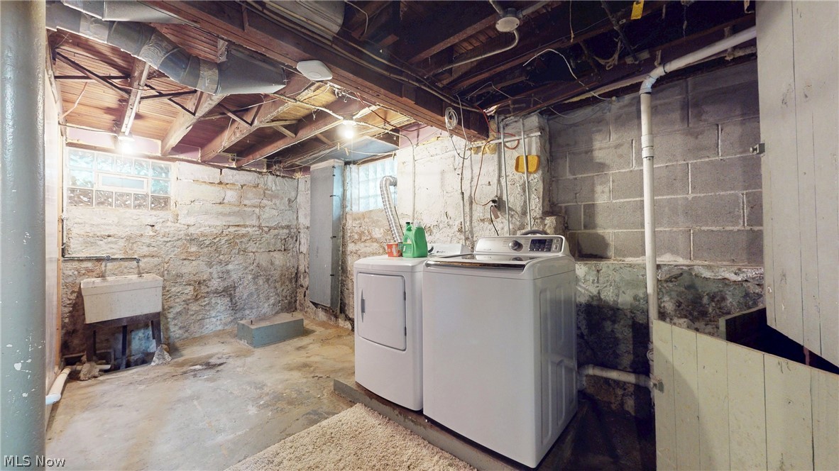 Mathews & Gilberts - Residential