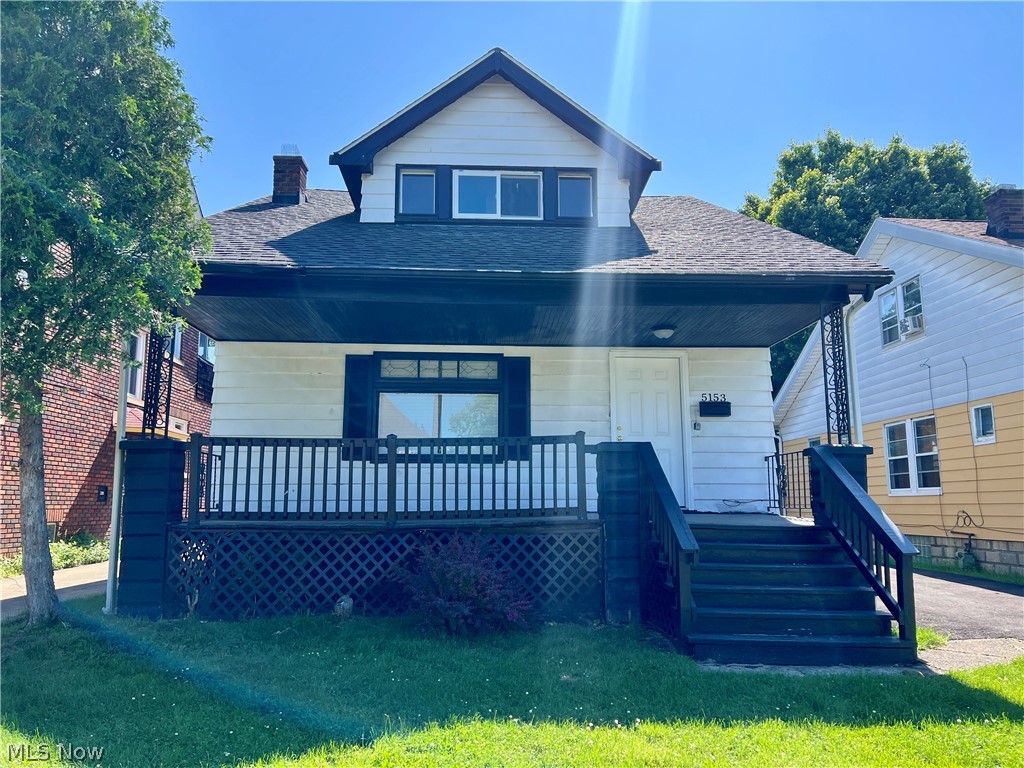 Welcome to 5153 Cato St, Maple Heights, OH 44137!
This spacious 4-bedroom, 2-bathroom home offers 1,560 sq ft of living space and is Point of Sale compliant, whether you're a first-time homebuyer looking to put down roots or an investor looking to add to your portfolio, this property checks all the boxes.
The home features a functional layout with generous room sizes and a full basement, plus quality updates throughout including granite countertops, LVP flooring, vinyl windows, a newer roof, and a new hot water tank. Located in the heart of Maple Heights with easy access to I-480, shopping, dining, and public transit. At a market rent of $1,850/month this property delivers strong cash flow potential from day one.
Don't miss this opportunity. Schedule a showing to see this for yourself today.