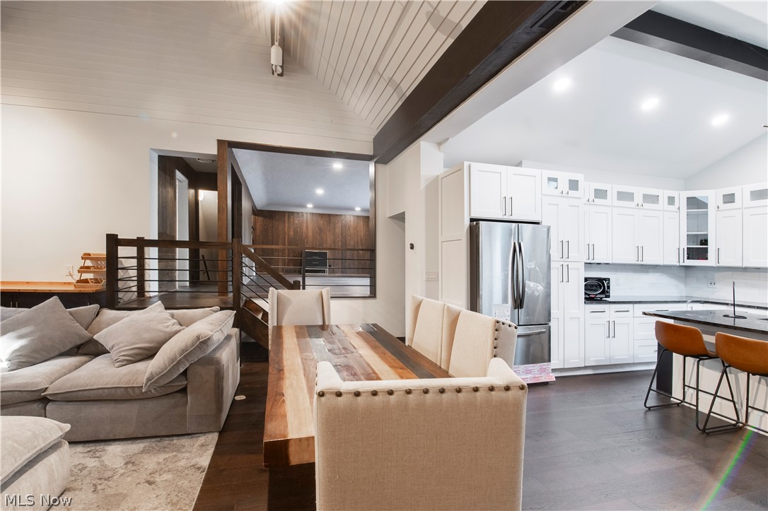 Auto Villas - Residential