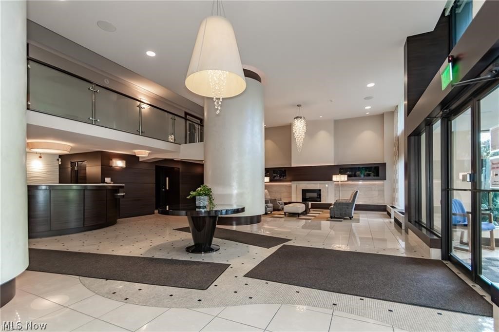Carlyle Condo - Residential