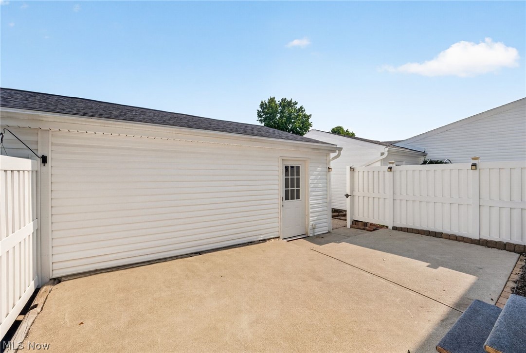 Country Club Twnhs North Condo - Residential