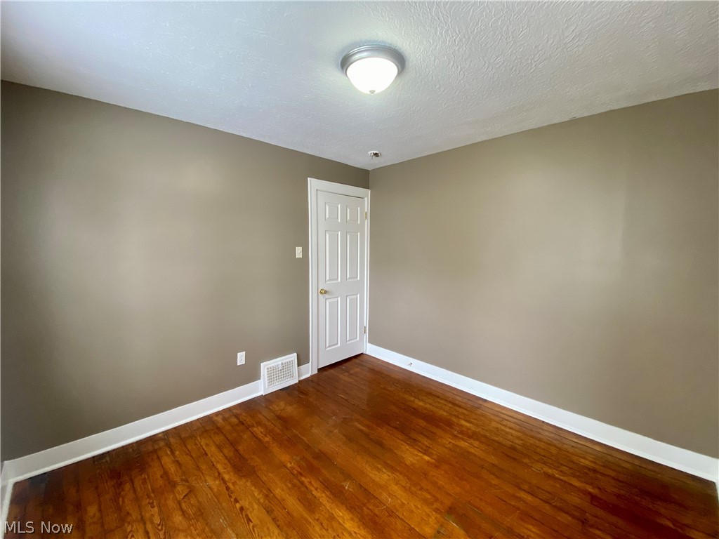 Dye & Allen - Residential Lease