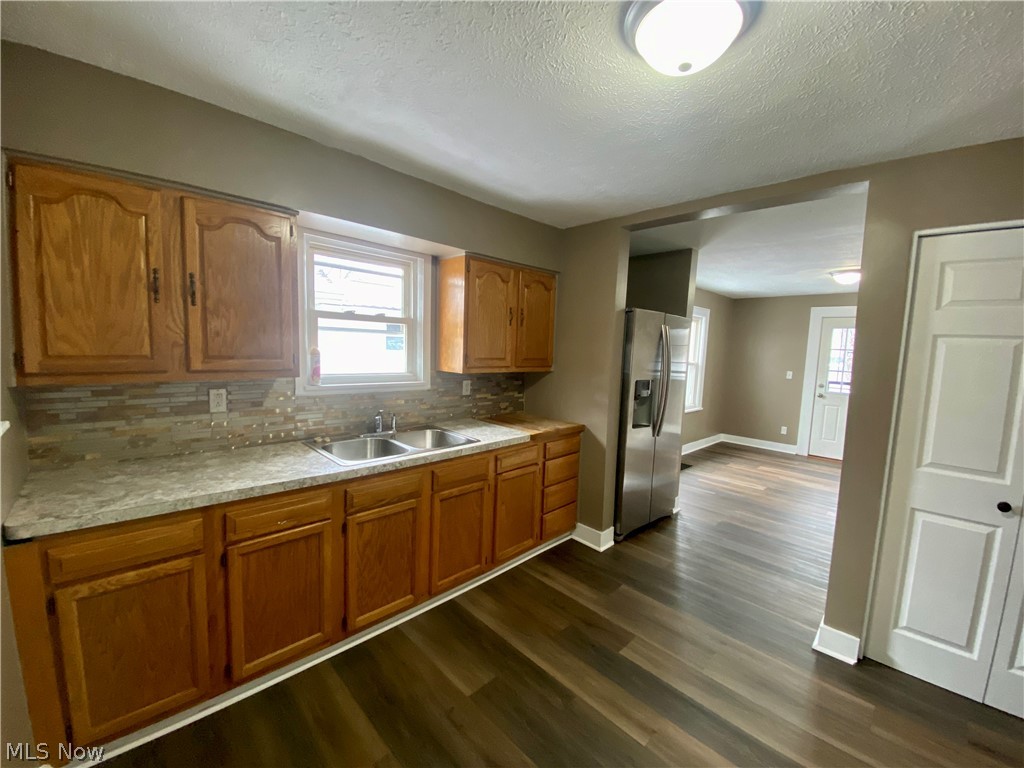 Dye & Allen - Residential Lease