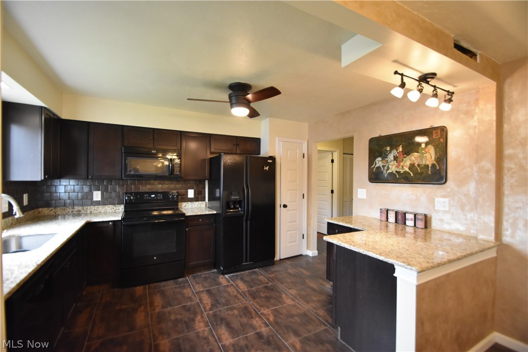 Presidential Square Condo - Residential