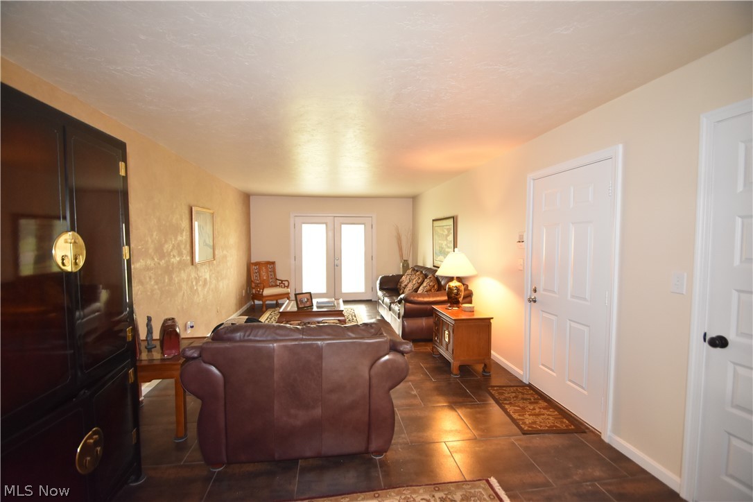 Presidential Square Condo - Residential