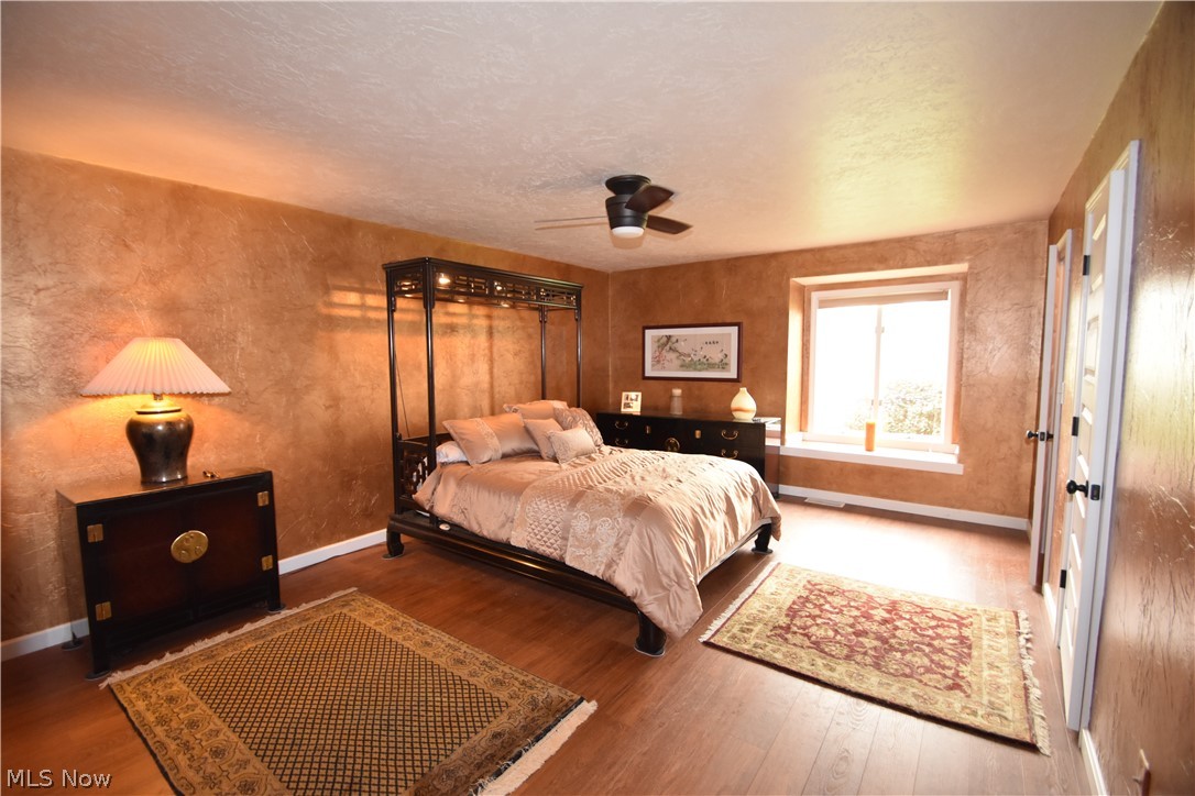 Presidential Square Condo - Residential