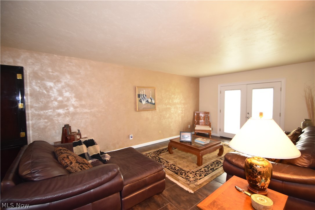 Presidential Square Condo - Residential