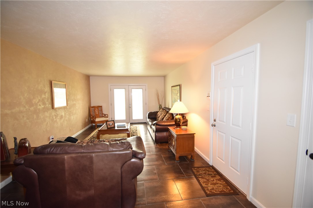 Presidential Square Condo - Residential