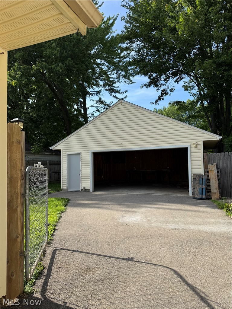Elmwood - Residential