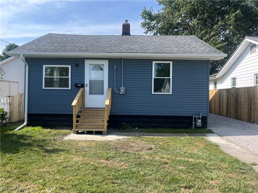 2BR 1BA Cozy Fully Remodeled Beach Cottage in the Heart of Fairport Harbor - Don't miss your chance to see this totally refreshed cottage in Fairport Harbor. No part of this home is untouched! Full remodel includes updated open floor-plan new walls and paint, remodeled bathroom and kitchen, new LVP flooring, new exterior siding and painted foundation block, new doors and windows, new insulation (R-15), new concrete driveway apron, new attic access and attic storage area, new HVAC, completely rewired electrical, new tank-less hot water heater, and new kitchen appliances including dishwasher, microwave and stove. This is basically a brand new house! The roof is 2017 and in good shape. The house also has a large fenced in back yard that backs up to Orchard st, providing the possibility of a rear entrance to the property if desired. Perfect home for a starter home, small family, young professional, down-sizer, or anyone looking for simple living in a cute beach town. Located conveniently close to the heart of downtown Fairport (beaches, shops, dining, local parks and festivals) and also close to Rt 2 and downtown Painesville.